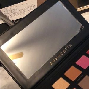 Shop Hush Makeup - Bad Habit Aphrodite Palette Shop Hush Makeup - Bad Habit Aphrodite Palette